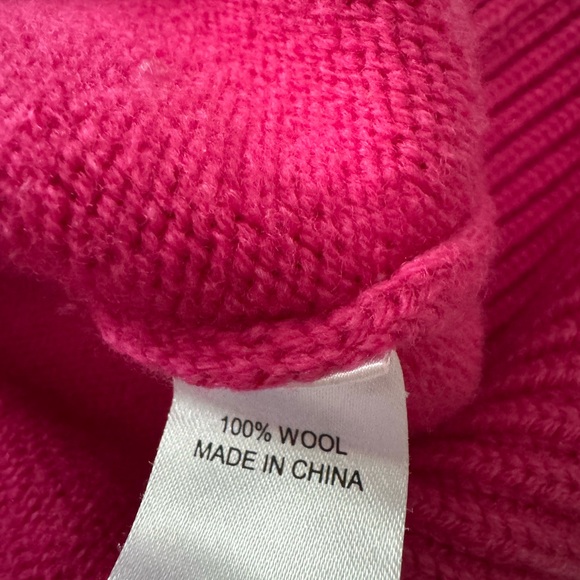 TUCKERNUCK Wool Turtleneck Sweater – Size Small - Picture 4 of 4